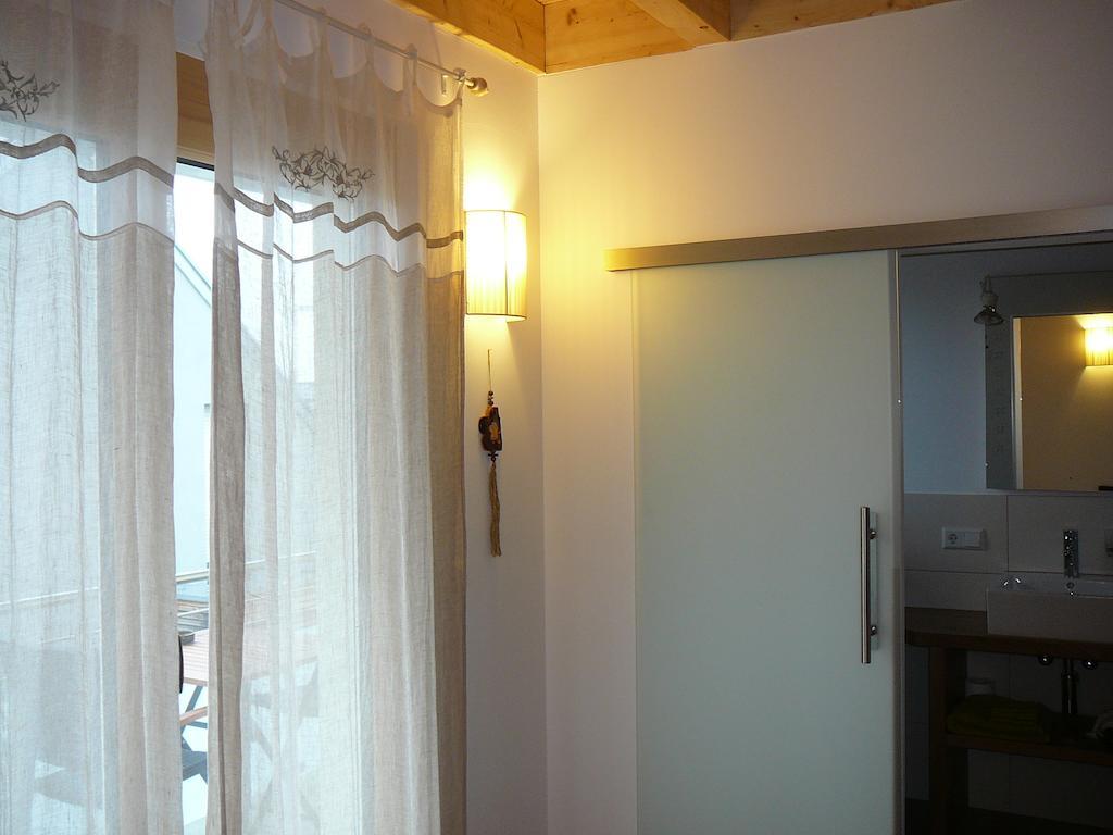 Rooster Bnb American Style Boutique Haus - Made With Love! 러스트 외부 사진