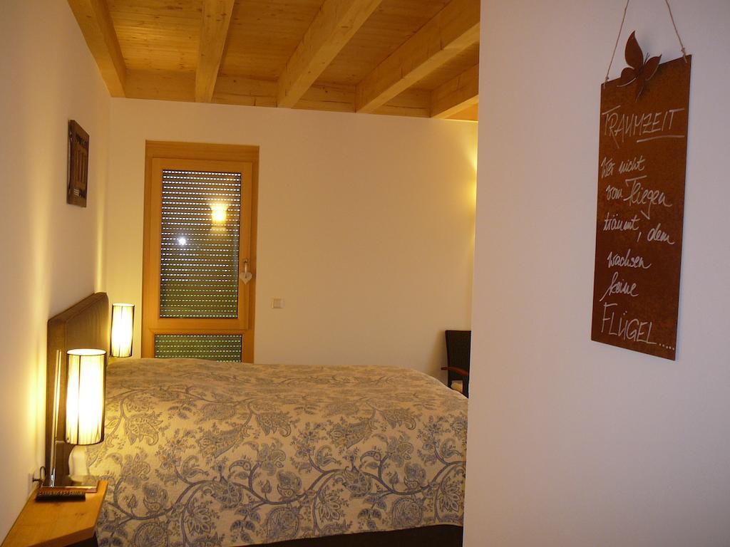 Rooster Bnb American Style Boutique Haus - Made With Love! 러스트 외부 사진