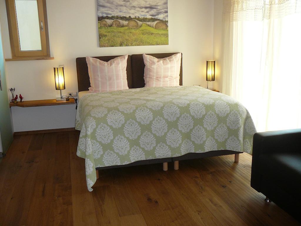 Rooster Bnb American Style Boutique Haus - Made With Love! 러스트 객실 사진
